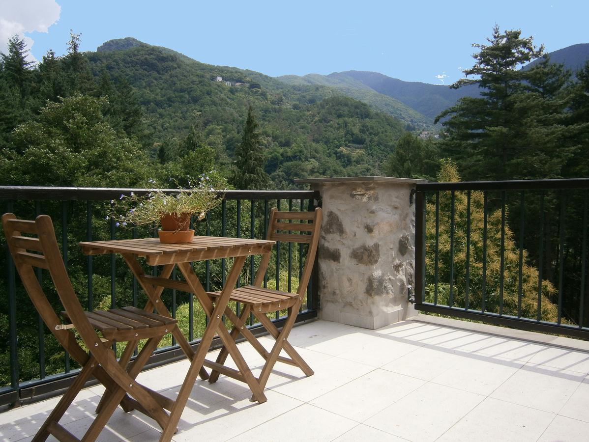Il Bosco Di Campo Marzano Rooms & Apartments Borzonasca エクステリア 写真